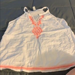 Tank top with cute detail